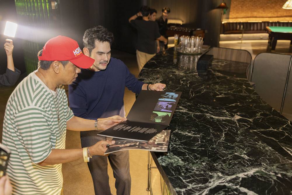 CHANG CANVAS : CIRCLE OF FRIENDS "SOUL AFTER SIX : FIRST & FULL ALBUM : LONG PLAY CONCERT"